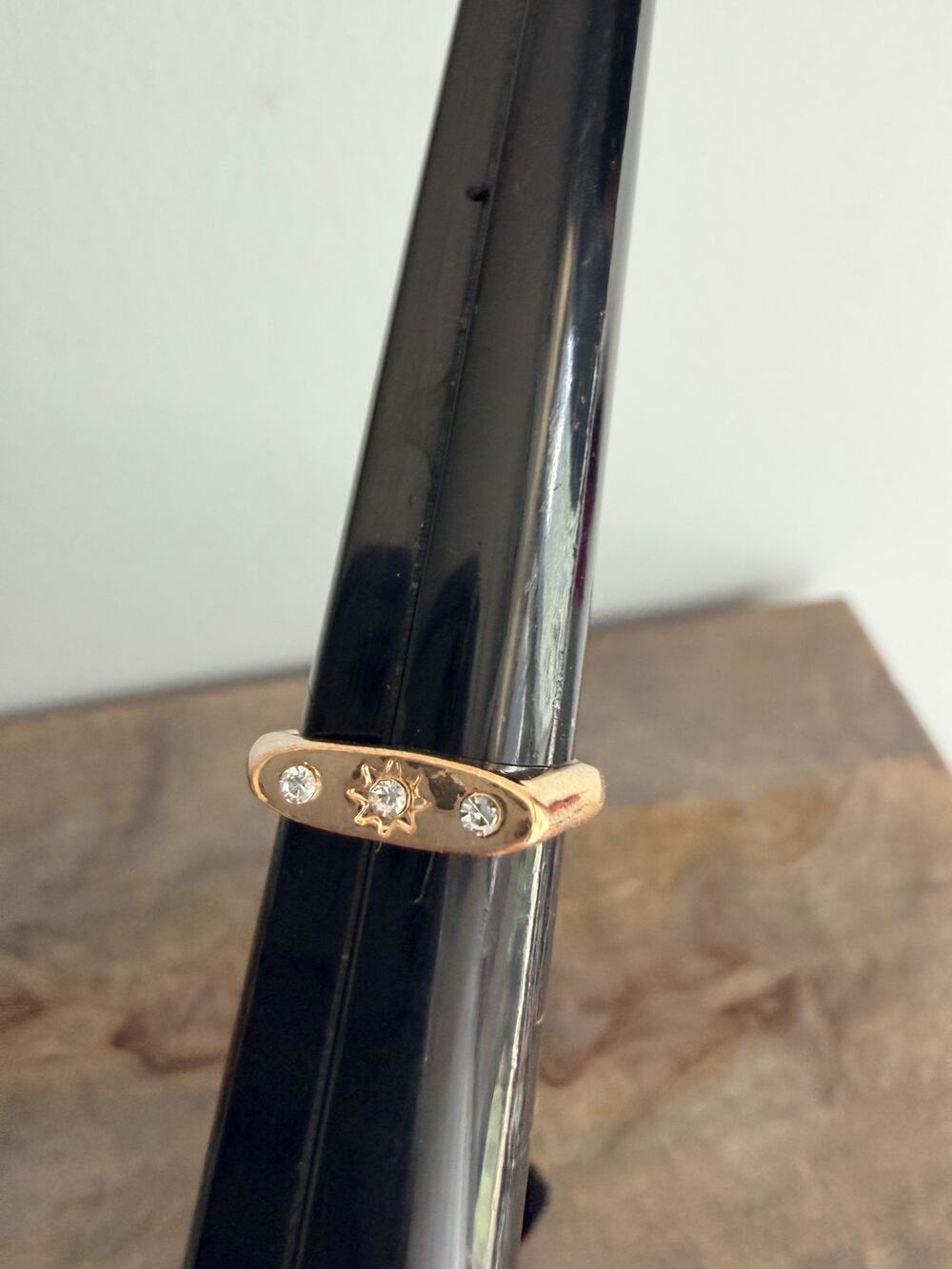 Gold Tone Celestial Sun Rhinestone Band Ring Size 6.5